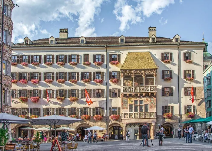 Dengg Down Town Deluxe Apartament *