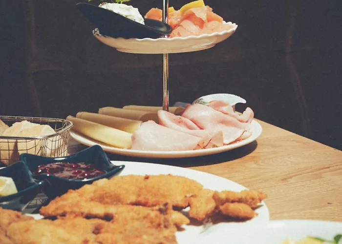 Апартаменты Dengg Down Town Deluxe